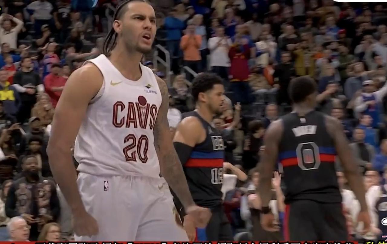 可惜了！骑士最后4.7秒犯了个巨大的乌龙失误！原本领先3分，最后时刻想提前犯规