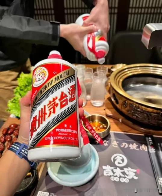 一纸禁酒令，炒茅台的人已经在倒的路上了，还有炒Labubu的人也快了！还有炒房