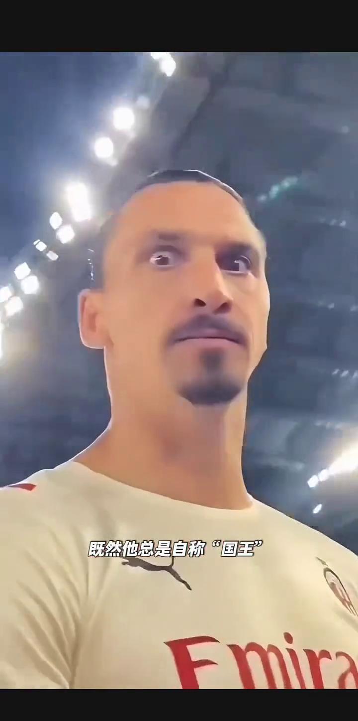 C罗刚在《速激10》片场拍完最后一场戏——这次他掏的不是足球，而是特工手枪，直面