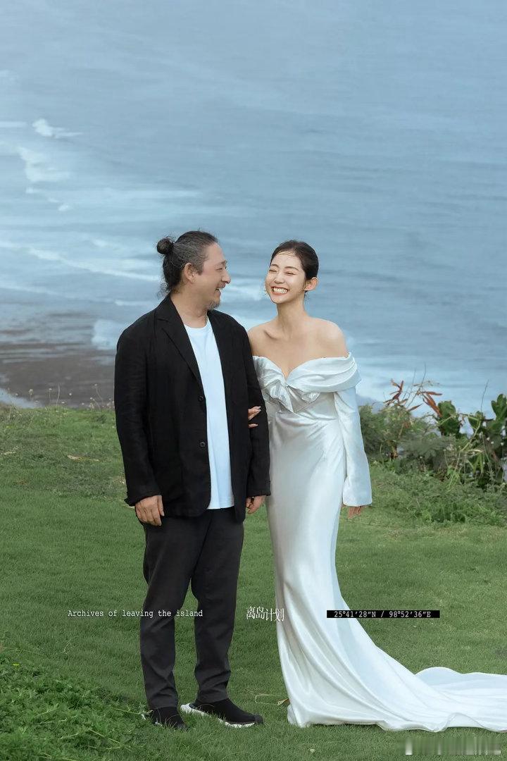 同样是年龄差距很大的情侣，为什么大家对金莎和孙丞潇的接受度，普遍要比对万千惠与三