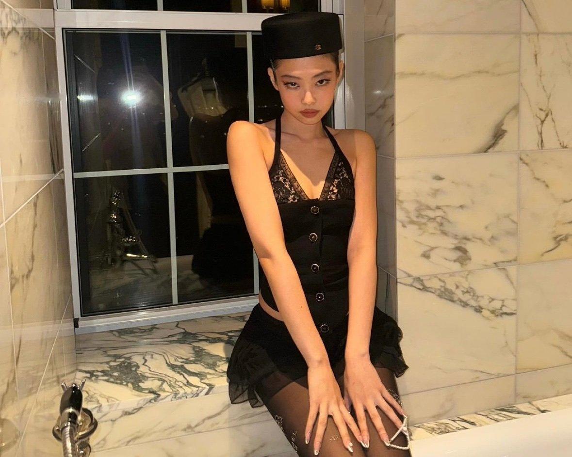 jennie更新ins二十连拍Jennie连更3条ins🤩Jennie连更三