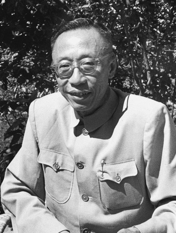 溥仪：“宫廷耗费最大的排场莫过于吃饭！清朝实亡于此般挥霍”。为什么溥仪会发出