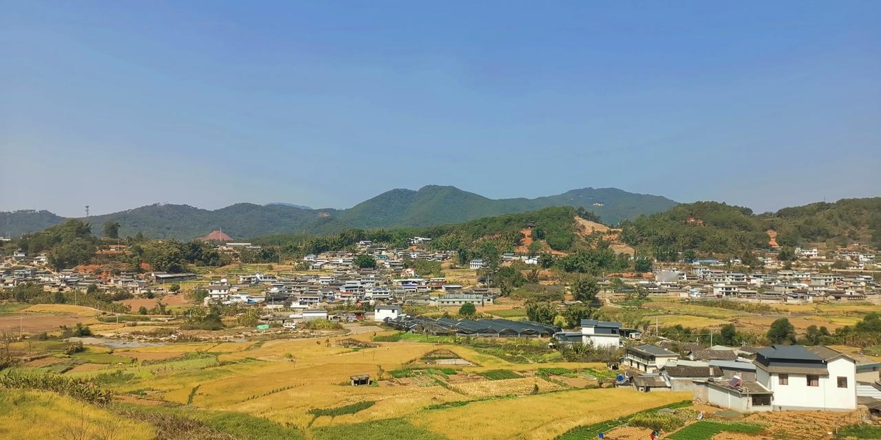 云南旅游地图又到了云南最美的季节七彩云南，春节很多地方都很好看收藏好地图，