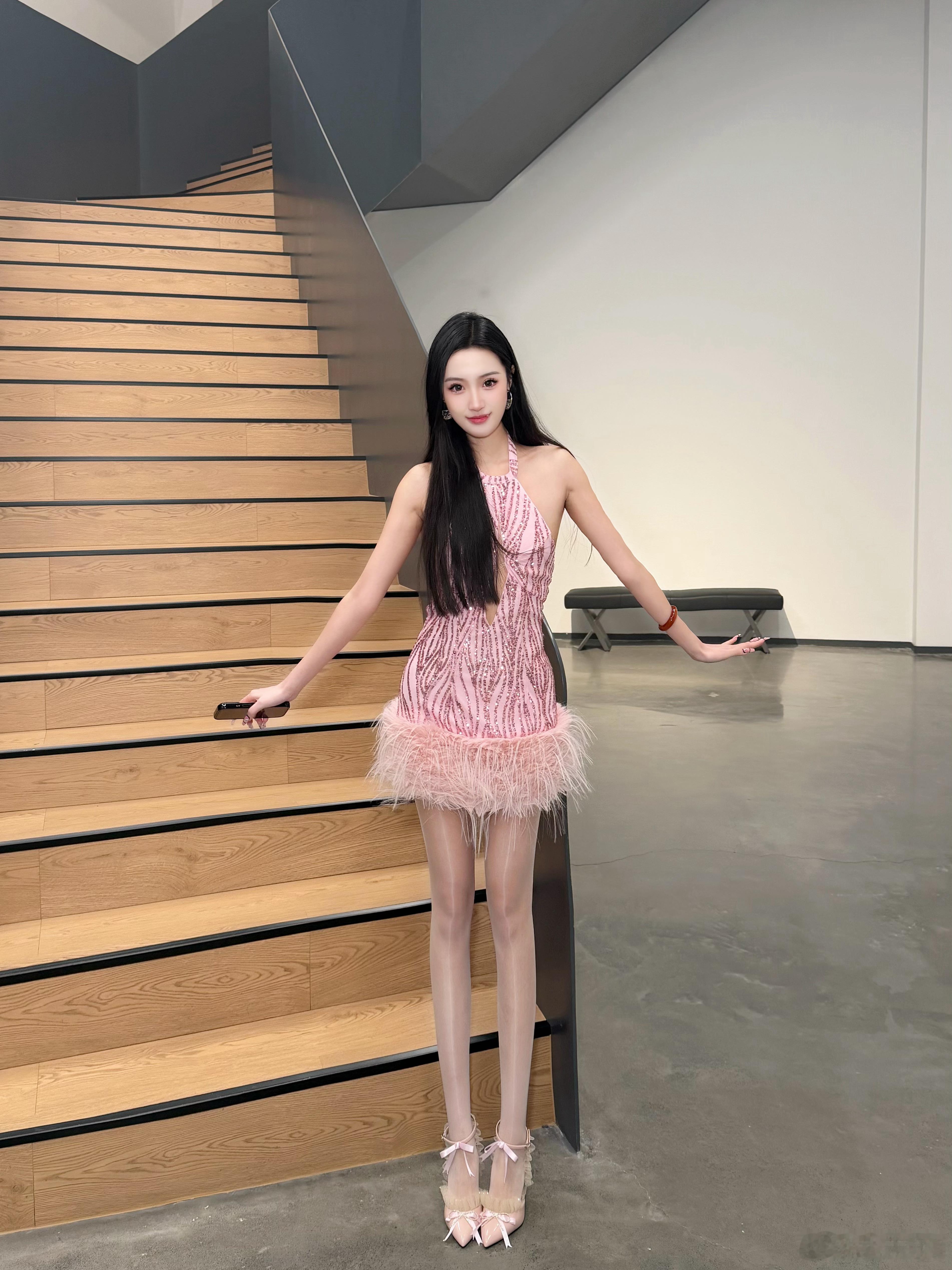 一要出去玩每次订好机票和酒店好家伙全世界的工作都吻上来了！之前联系过的商家和