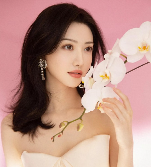 景甜女神魅力写真合集，甜美靓丽优雅高贵