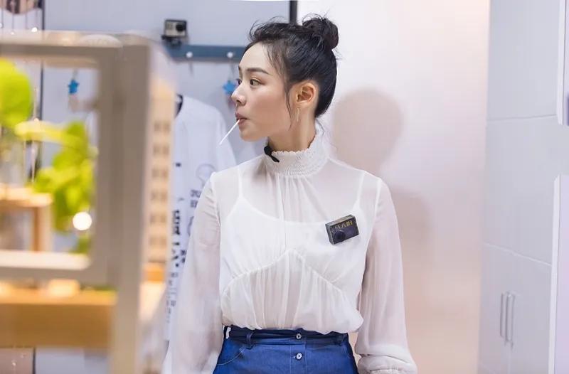 马思纯蹦，真是又漂亮又勇敢，一点都不犹豫马思纯写信，最后悔的人不是没收到