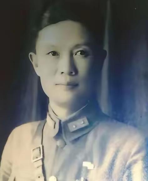 1952年时，原国军中将柏辉章被判处了枪决之刑，柏辉章至死都想不明白自己抗日有功