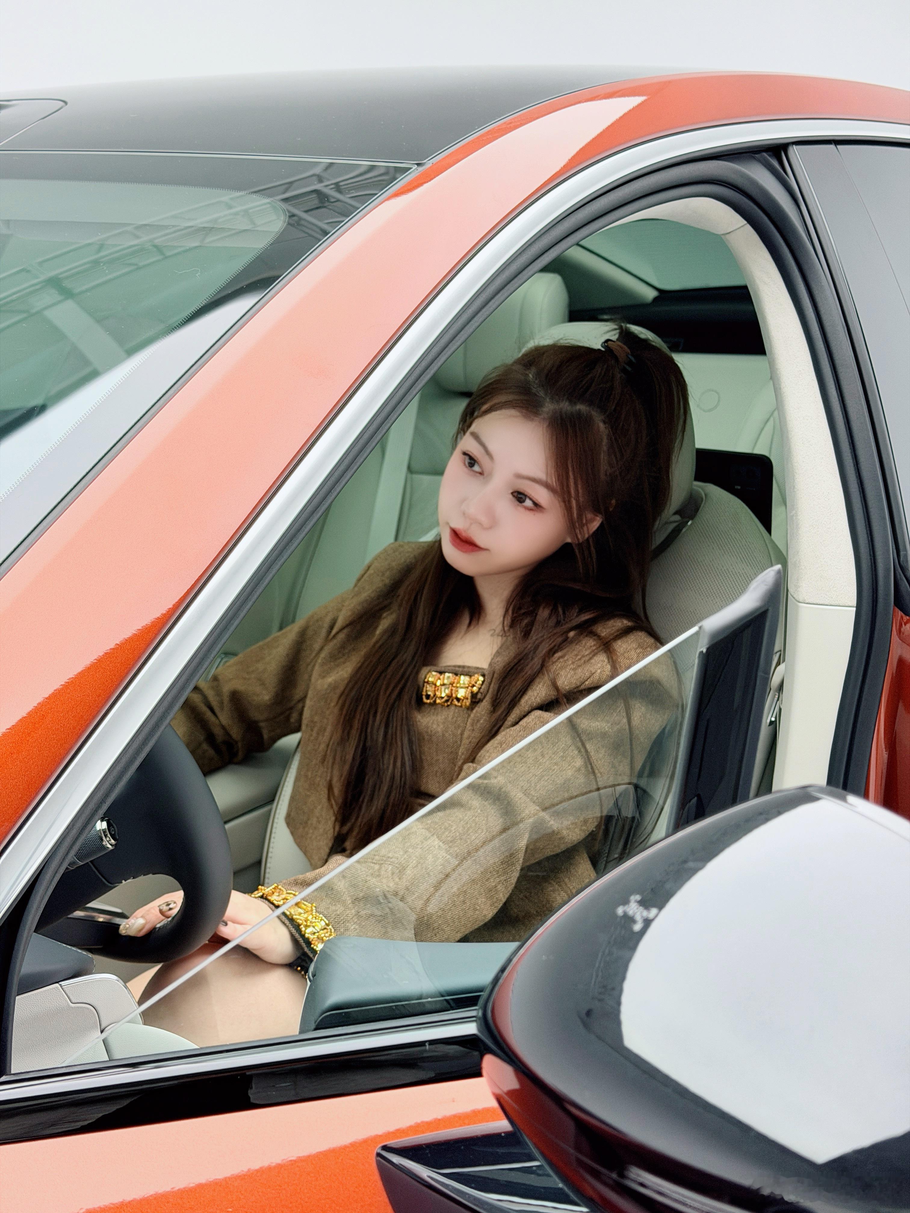 早呀~看到红色就觉得离新年又近了一些些多地年味浓度超标了