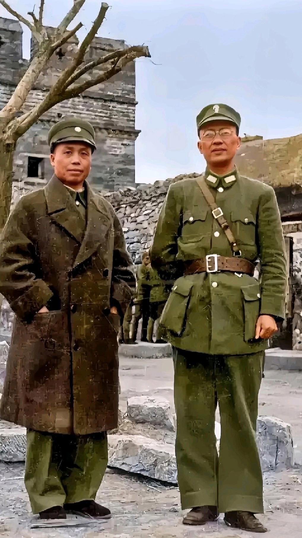 民国初年，李宗仁被陆荣廷招入广西军中，担任机要职务，年纪轻轻便已是军中颇受倚重的