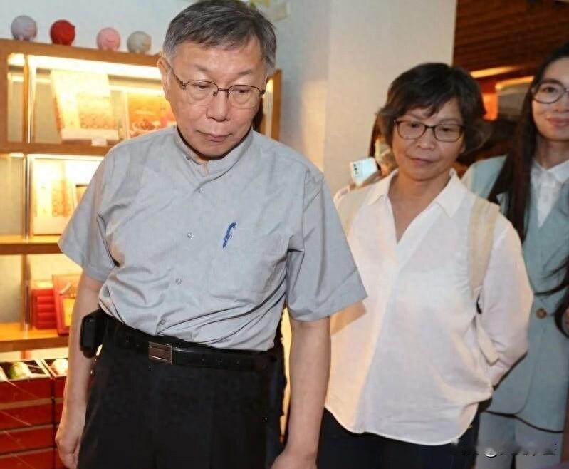 台湾彰化县长选战彻底炸锅！民众党蔡壁如硬要参选，被柯文哲当众呛声；民进党初选落败