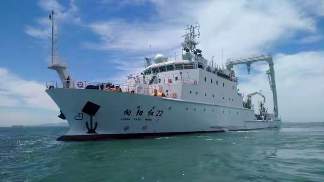 中国调查船突然现身琉球投下神秘物体，日本彻底慌了中国调查船突然现身琉球！投放神
