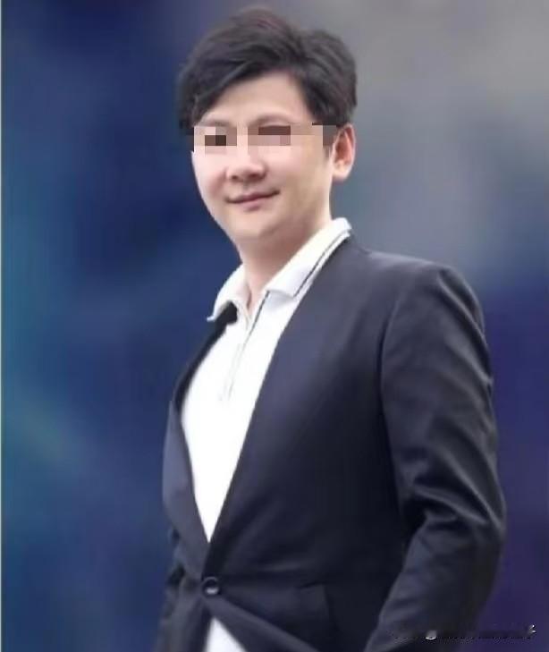 华南理工大学撞人的教师金某，接下来可能会面临这几个窘境！第一、被学校开除后，