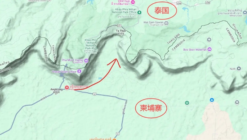 柬埔寨在距离柏威夏寺7公里左右的TaThav发动了一次装甲冲锋，想一举突破泰军