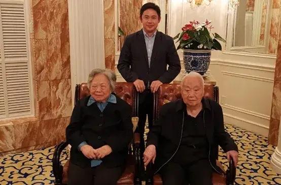 沉痛哀悼！原国务委员，彭珮云因病于今天（12月21日）在北京逝世，享年96岁。彭