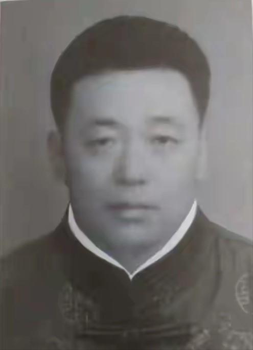 "叛徒！"1939年，抗联总司令高志远被萧克下令处决。宋时轮、邓华当场翻脸："这