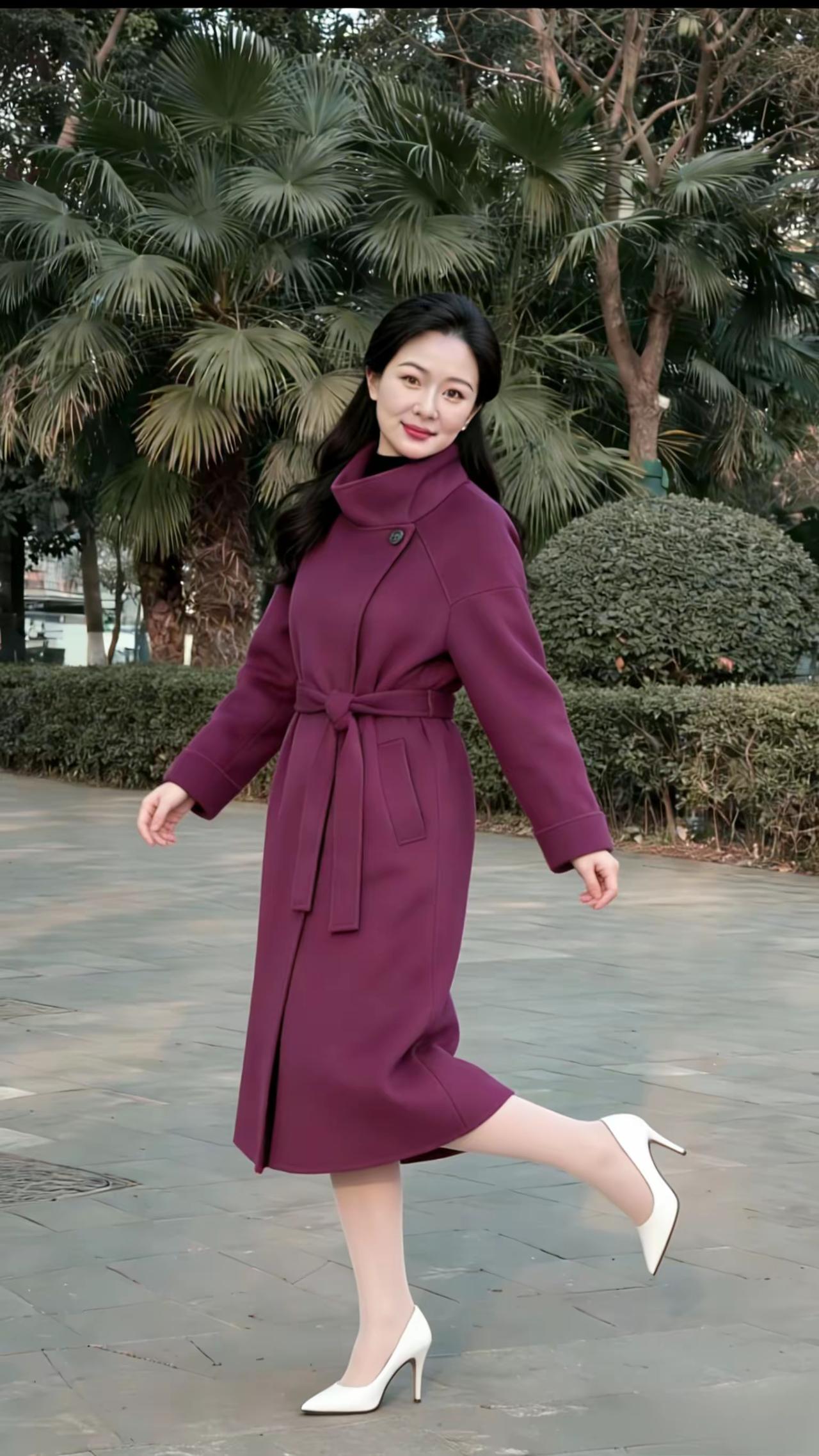 端庄大气优雅的穿搭风格，中年美妇大风衣，气质拉满🈵穿搭你是喜欢御姐风还是温柔