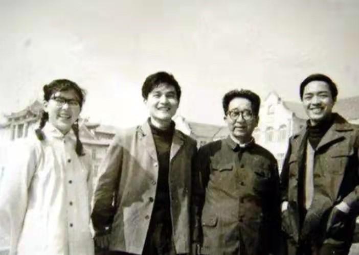 81年郭汝瑰探望杜聿明，忍不住发问：当年你为什么硬说我是共产党“1981年5