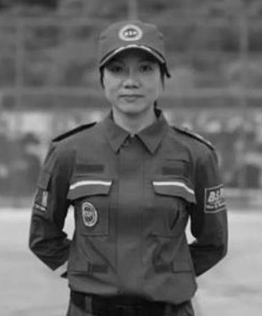 许挺秀（1975年2月-2019年8月24日），出生于深圳市龙岗区坪地中心村，生