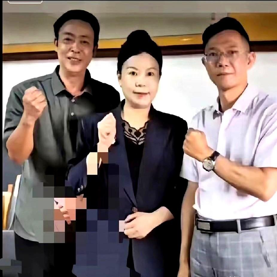 柴桑大姐直播说道：这个月有场很重要的会要开，但不是五二会！一时间主播们都传递着