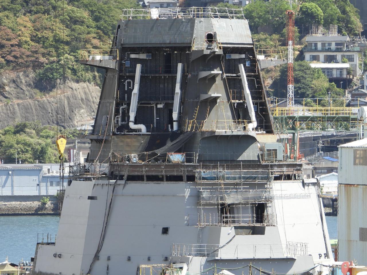 日本海上自卫队的宙斯盾系统搭载舰建造迅速。通过网络用户拍摄的照片，该舰搭载AN