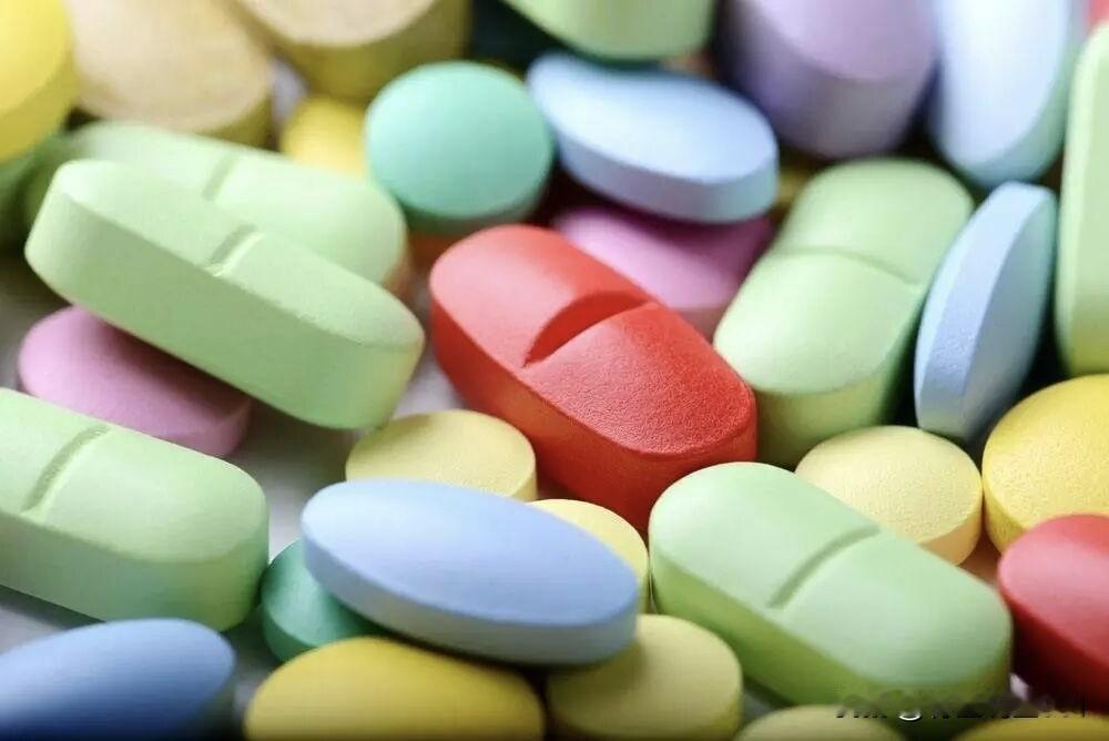 烧心反酸反复不好？别只吃抗酸药！中西药对症选，5个隐藏诱因要避开，摆脱反流折磨