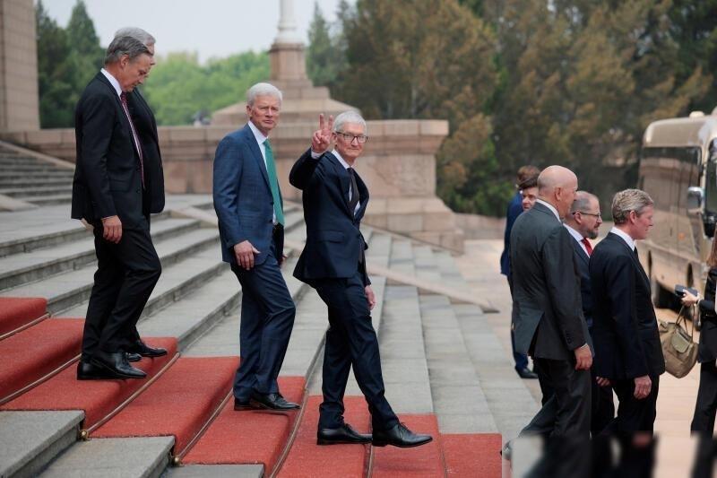 谈判结束，美国想要的都拿到了！美国财长贝森特在接受CNBC采访时高调炫耀，说东