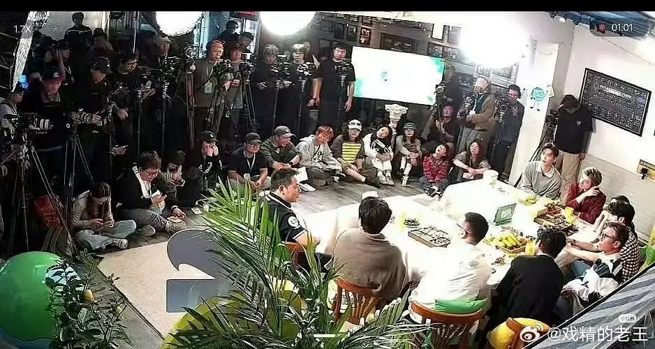 地球超新鲜的录制现场居然这么多工作人员地球超新鲜2