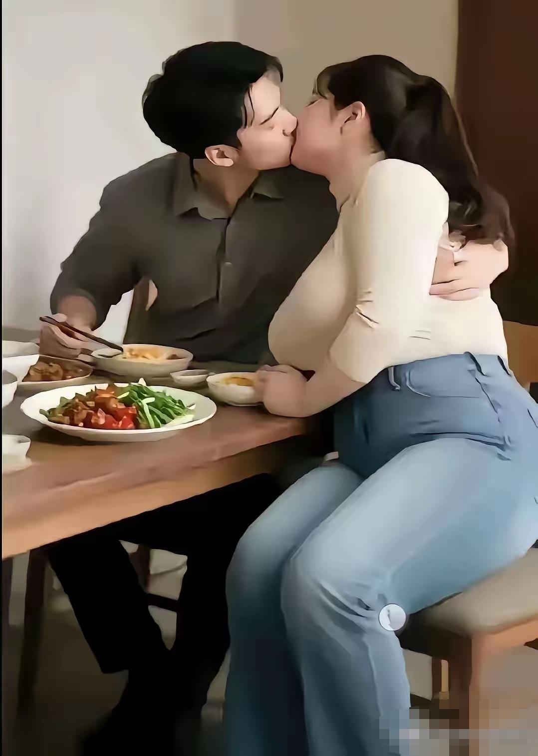 小伙好福气，找一个这么好的老婆
