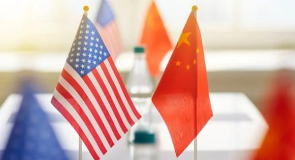 美方慌神了！抓马杜罗，中国没有强硬反击；打击伊朗，中国也没有出手阻拦。原来不是怂