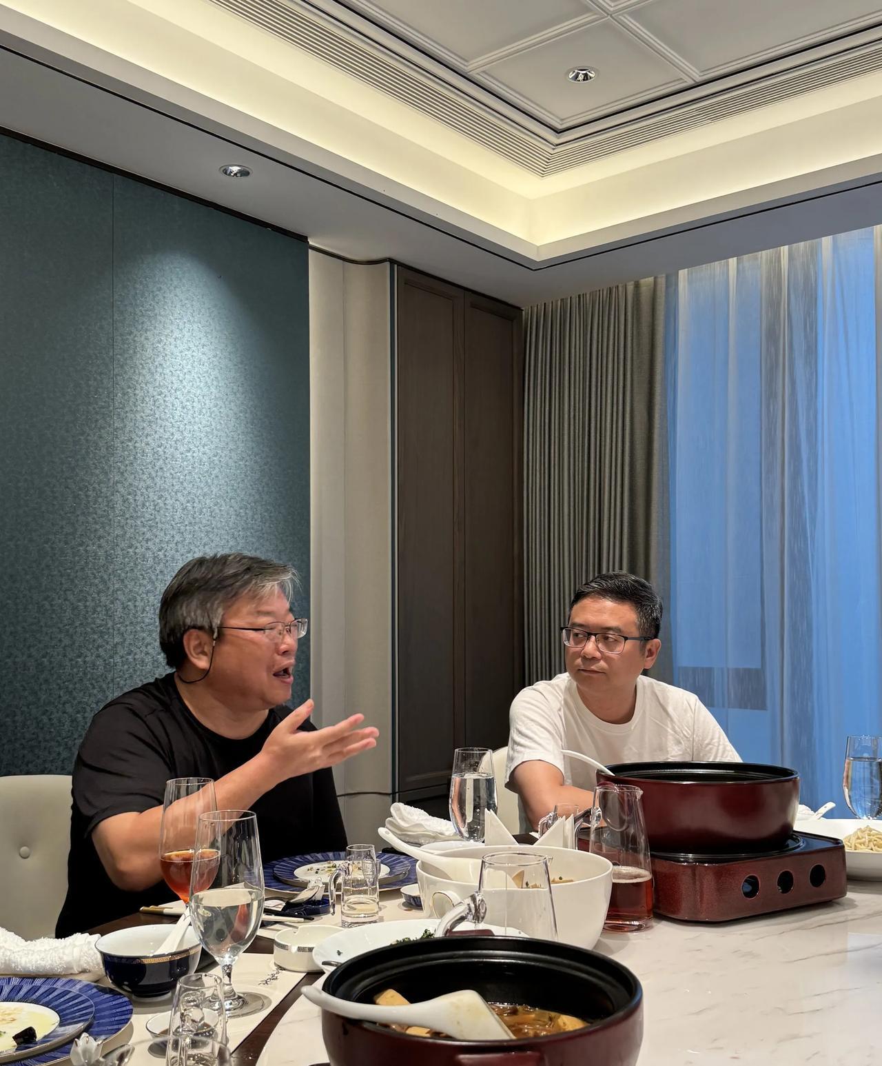 昨晚喝酒，聊及风水，大生给我们做了简单普及。我不懂这些，但我觉得只要通透就好风水