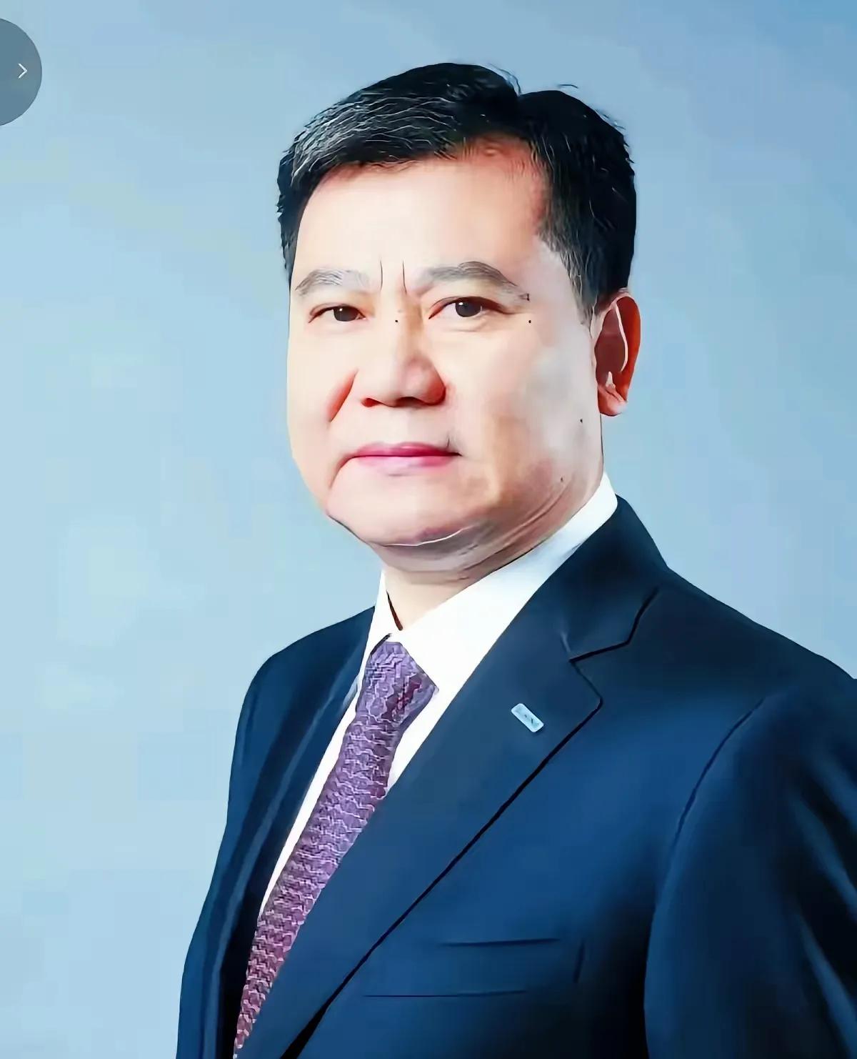 和许家印相比，张近东真算一条汉子。苏宁2387亿债务重整全部执行完毕，张近东把名