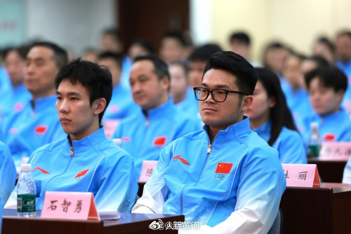【#第20届亚运会中国代表团1274人#】#中国代表团平均年龄24岁#9月4日