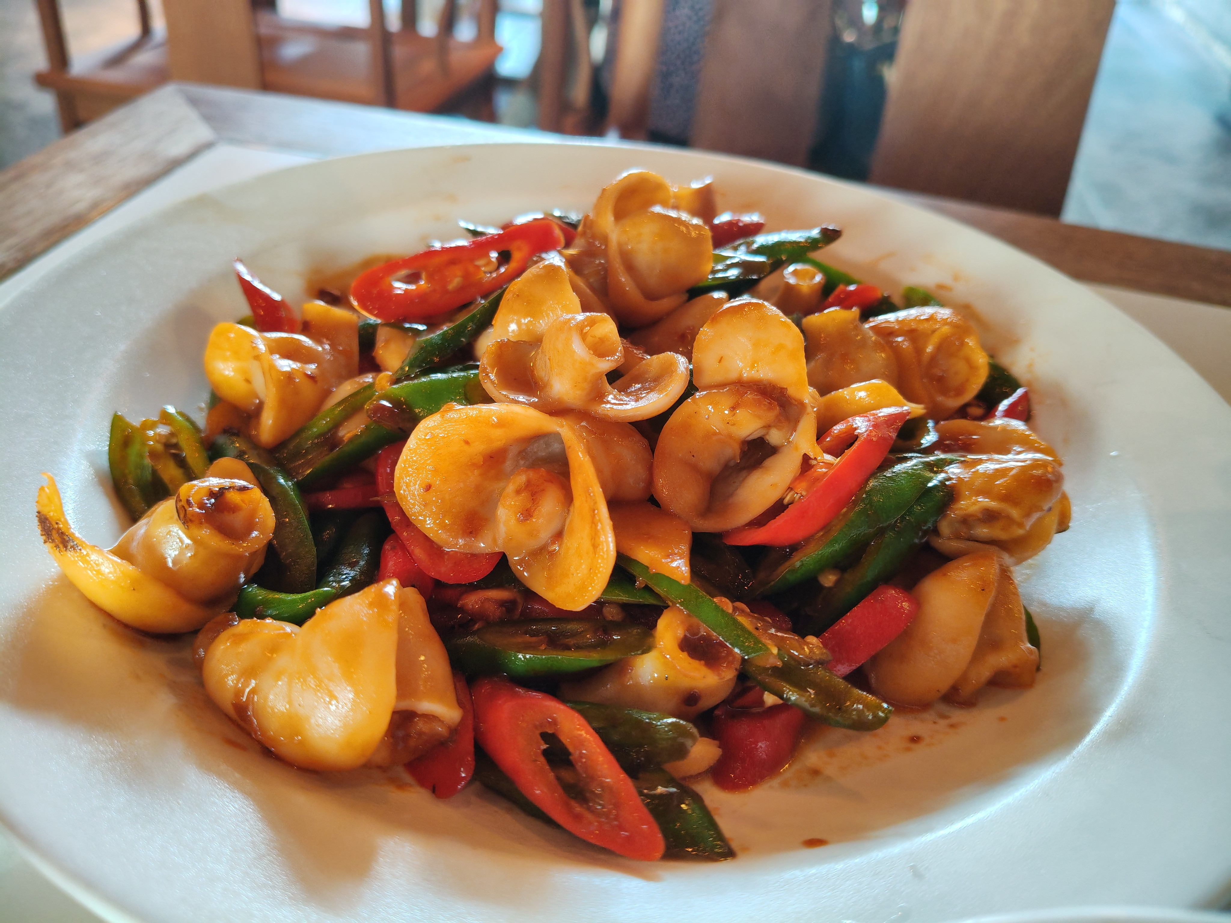 勇哥连麦的福州闽菜店，道山宝源，我去试了一下，我个人感觉还可以的。首先这边是在福