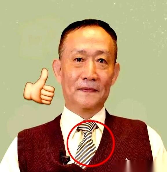 人家现在不跟你玩硬的了。派个间谍偷你图纸？太low了。现在最顶级的玩法，是派个