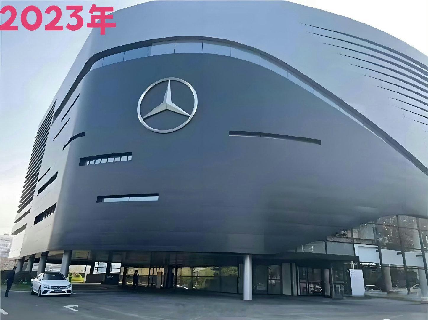 问界独立迎接暴风雨？感觉这些4s老板的天塌了吧？[汗]​