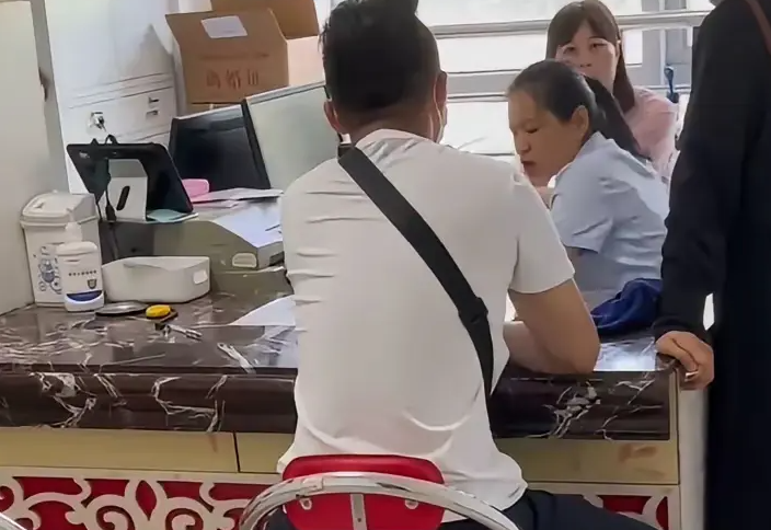60岁了，到死都没想到，会拿到这个本本