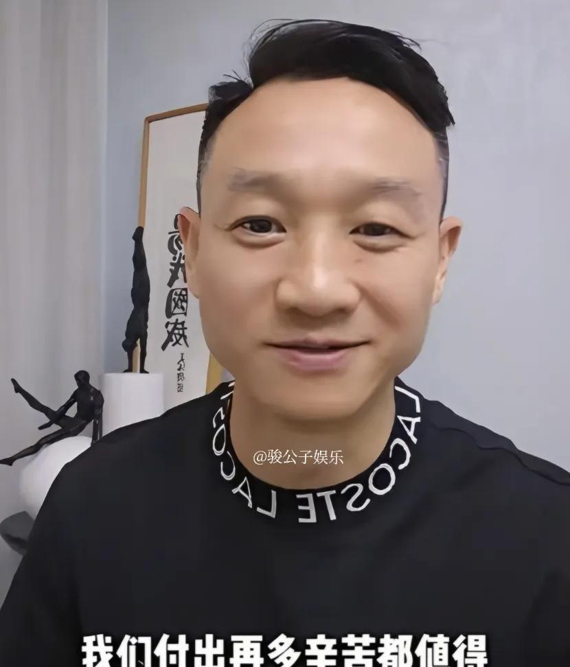 奥运冠军杨威近日发布香港看房视频，坦言这次经历彻底刷新了他对租房的认知。为给在香