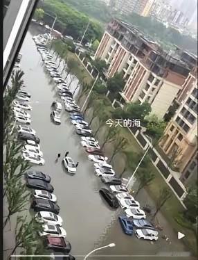 5月18日，荆州来了一场特大暴雨，这场雨有多大，据称是1953年来最大的一次，最