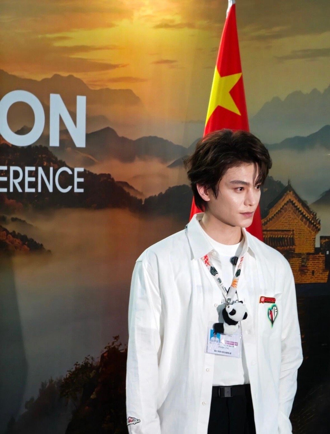 🎉早起能看到新鲜的丁禹兮，丁禹兮直接以本名“ZhouJieDing”的方式受