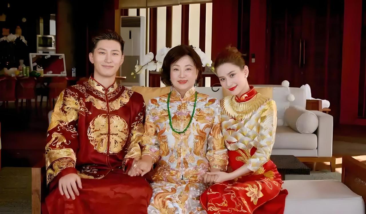 窦骁被嘲吃软饭不是因为他赚得少，也不是因为他不像辛奇隆是学霸，而是因为……明