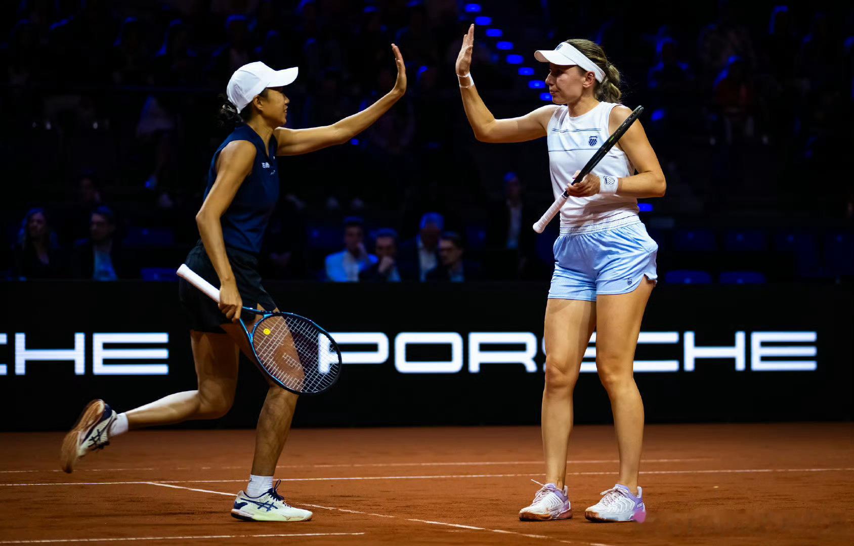 🇨🇳张帅在斯图加特已收获三次女双亚军2026年搭档🇱🇻奥斯塔彭科🥈