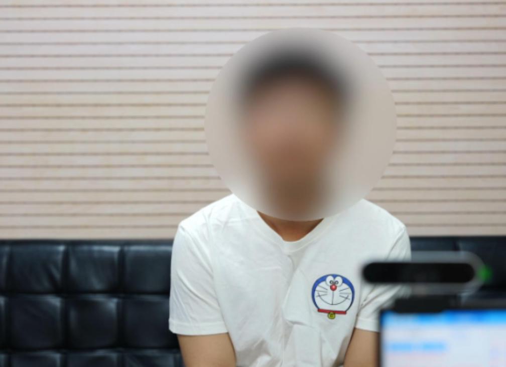 “支持严惩！”4月13日，西安一位司机在听到后方有救护车通过时，司机主动选择了让