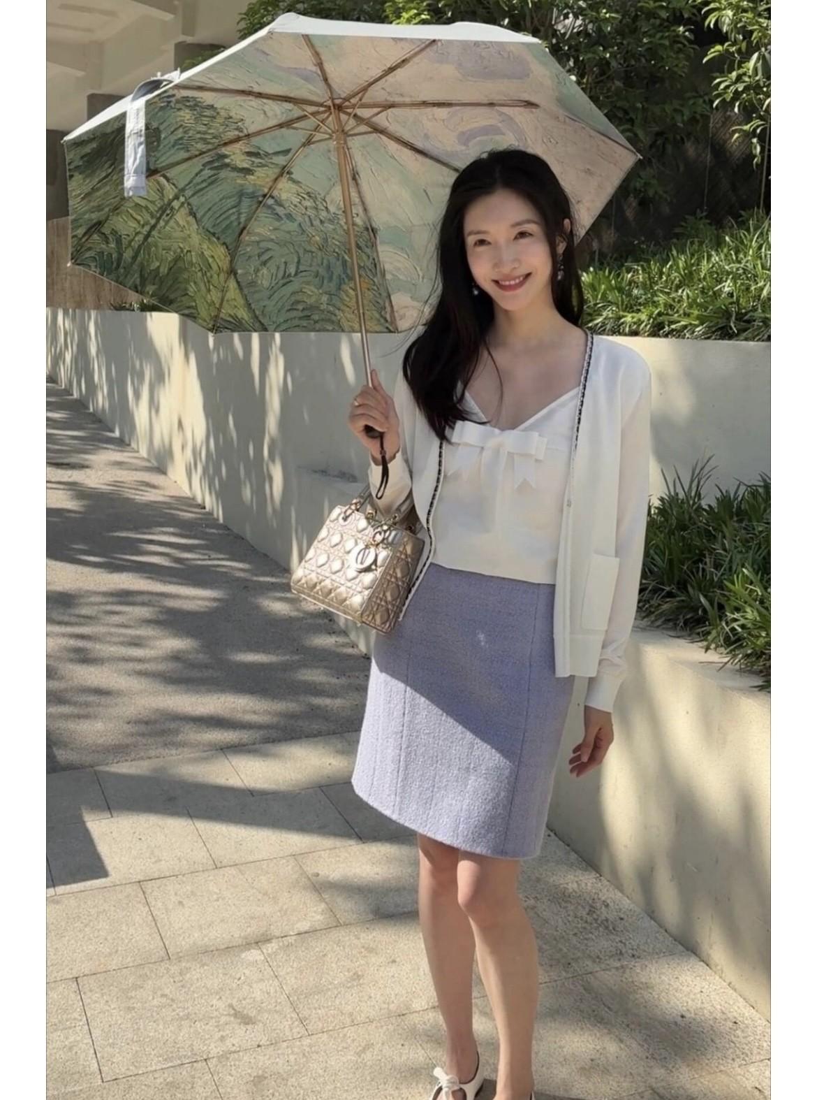 江疏影，168cm，人间四月有清欢。