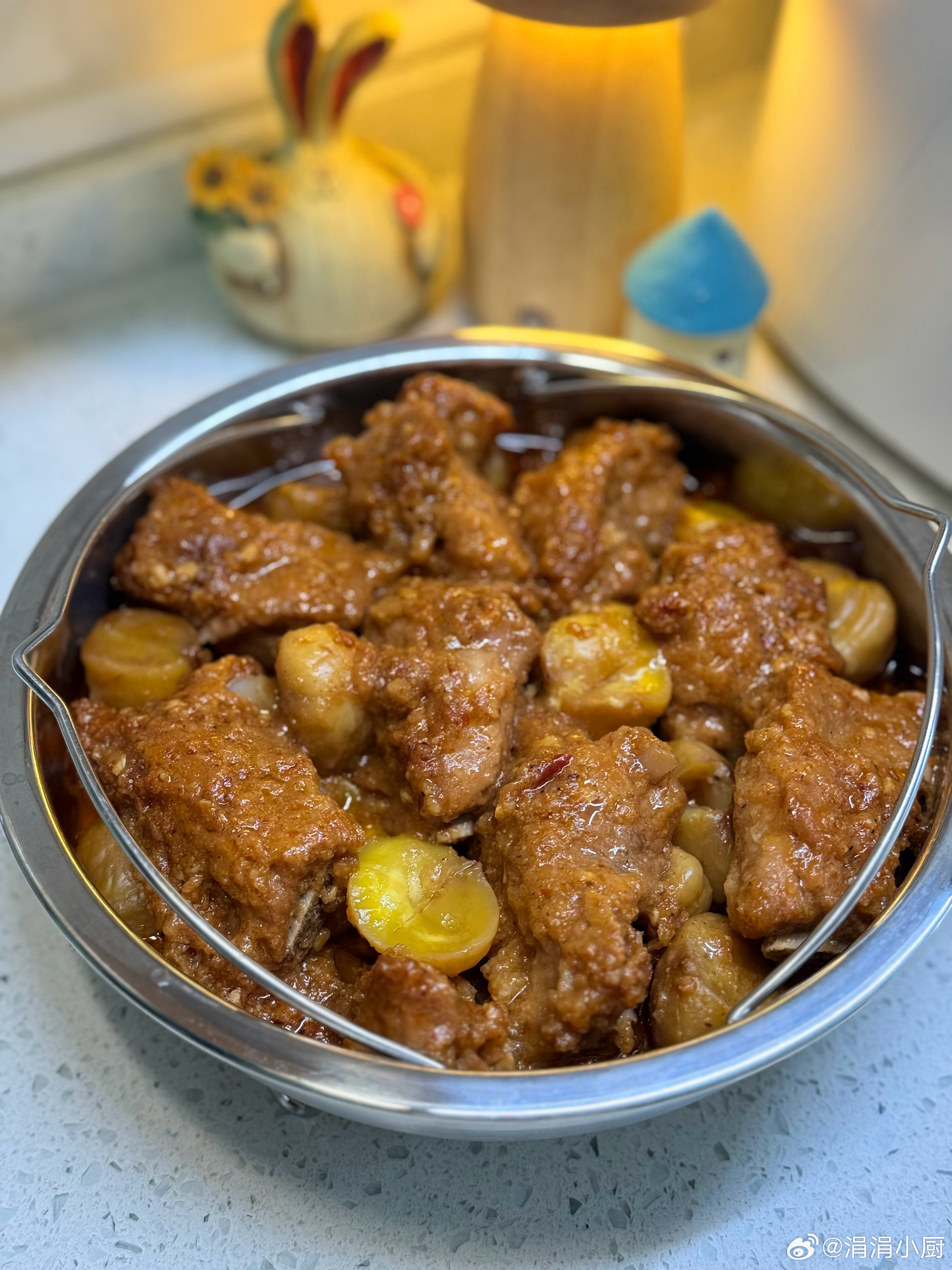 毛豆烧鲫鱼板栗粉蒸排骨炒花菜​​​
