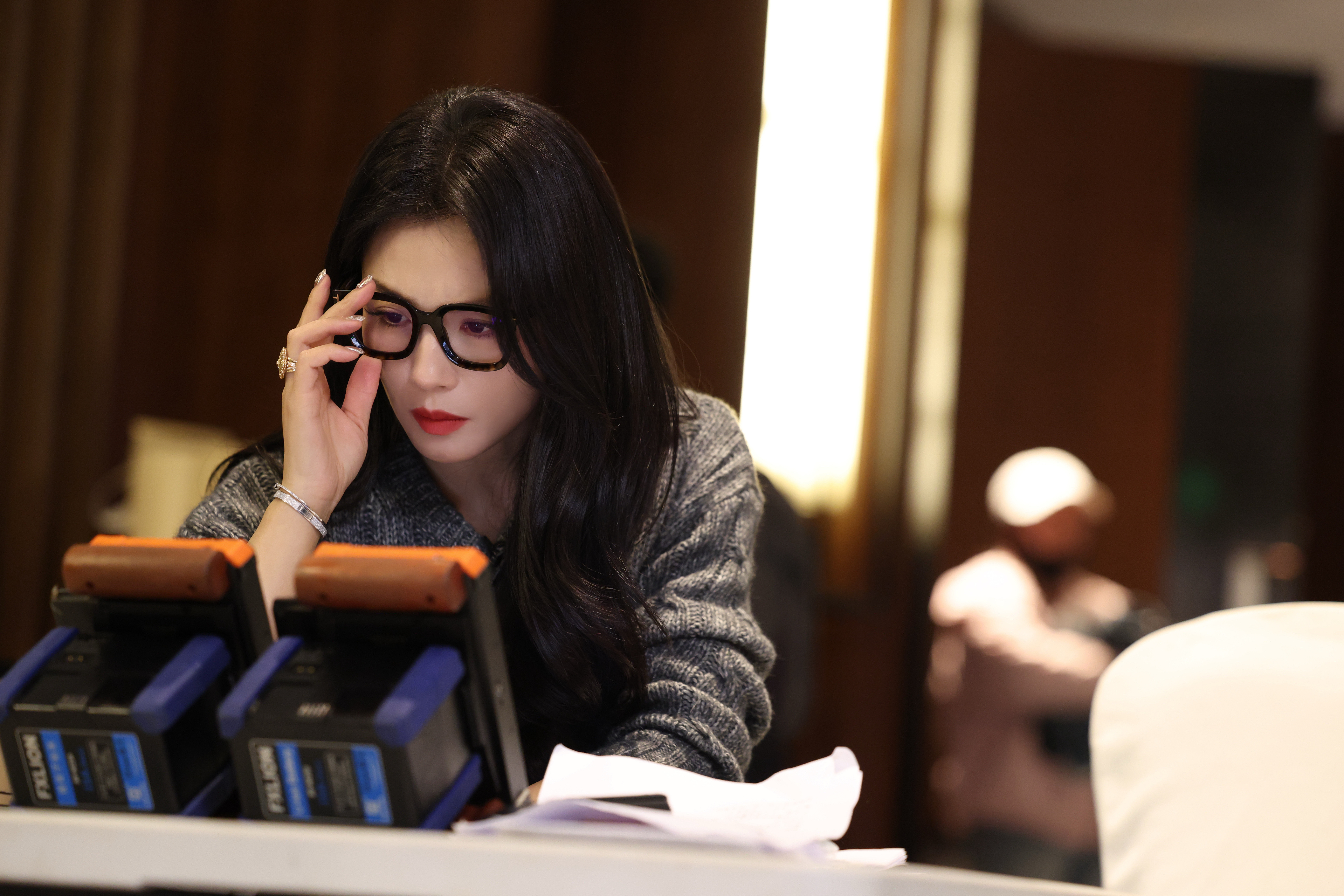 刘涛戴眼镜！这踏🐴是纯纯的勾引！