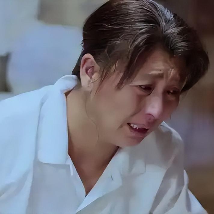 宋祖英做过最冒险的决定，是把一个唱二人转的闫学晶，特招进了海军歌舞团。那是200