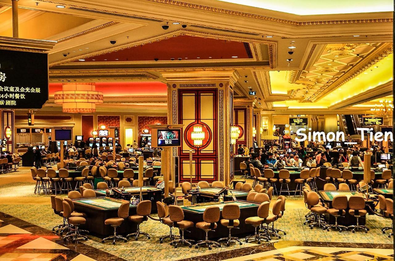 澳门赌场有个耐人寻味的现象：要是你运气好赢了2000万，想揣钱走人，赌场大门