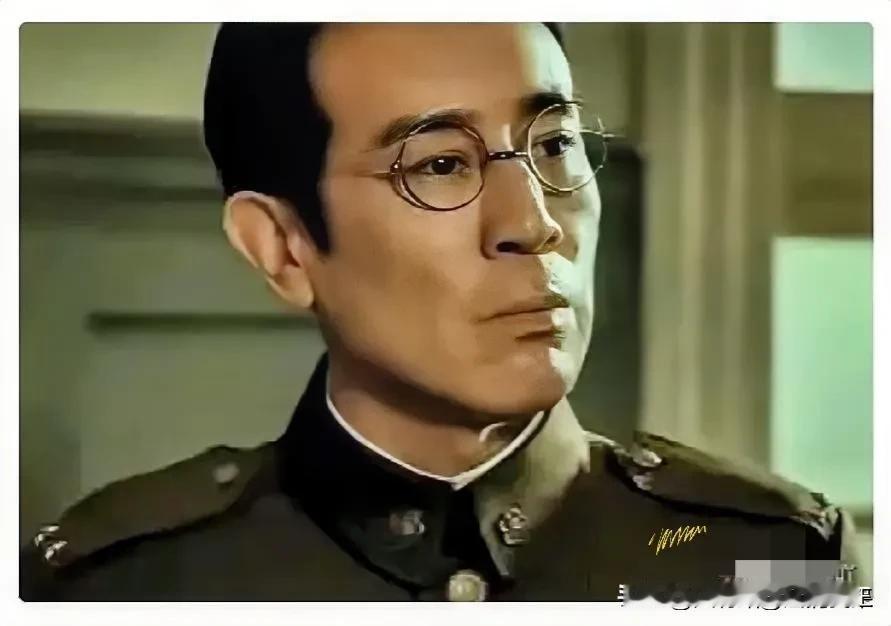 于和伟用一种特别方式向为国捐躯的烈士致敬!于和伟饰演吴石,片酬是1200万,