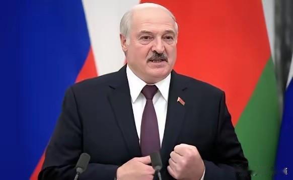 白俄罗斯已经把话挑明了：中国真正的杀招不是“东风”，也不是航母，中国最大的杀招是