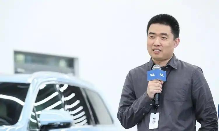 李想去年薪酬6.4亿元，居中国车企高管之首，何小鹏不到170万，蔚来未公布薪酬。
